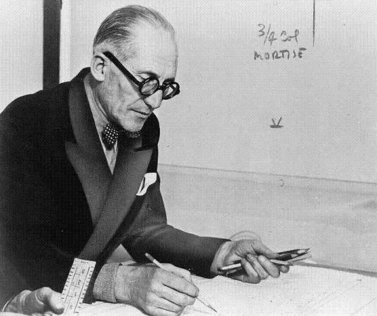 Ad:  Le_Corbusier.jpg
Gsterim: 766
Boyut:  55.6 KB