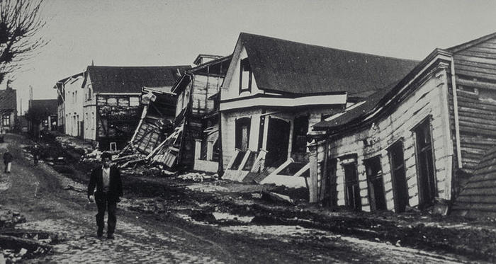 Ad:  800px-Valdivia_after_earthquake,_1960.jpg
Gsterim: 175
Boyut:  56.1 KB