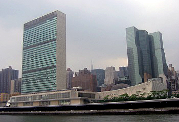 Ad:  United_Nations_HQ_-_New_York_City.jpg
Gsterim: 303
Boyut:  90.7 KB