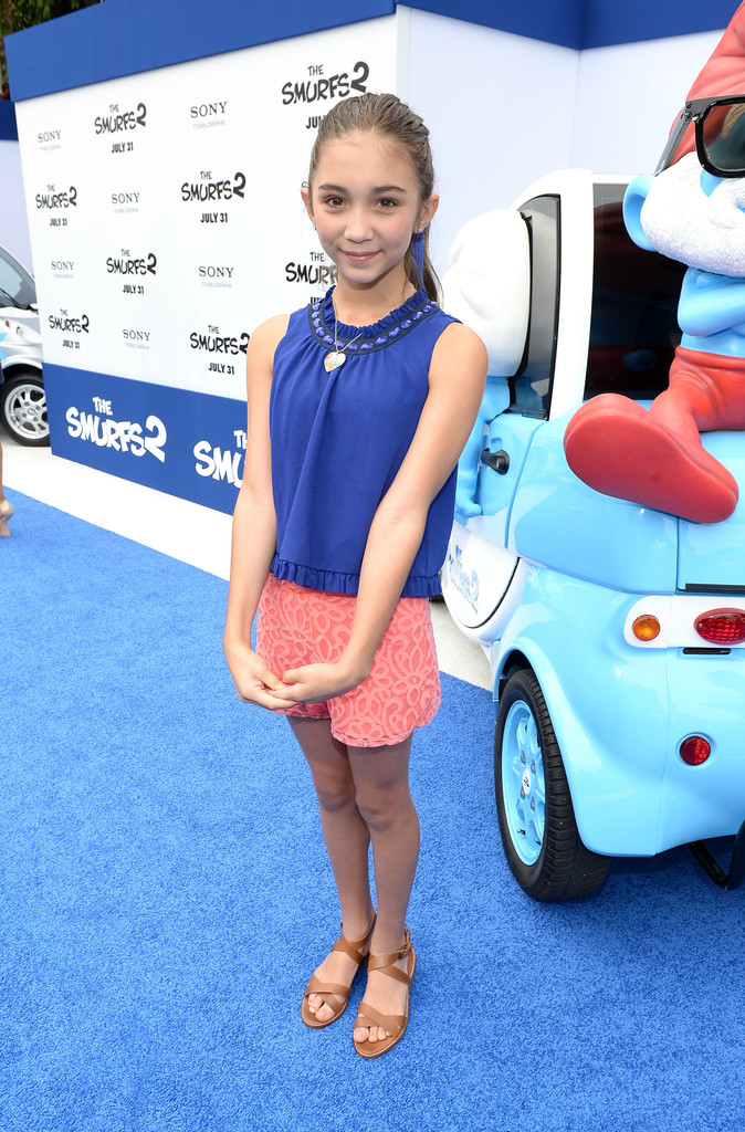 Ad:  Rowan+Blanchard+SMURFS+2+Los+Angeles+Premiere+_8_H0ujAQs3x.jpg
Gsterim: 385
Boyut:  273.2 KB