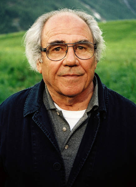 Ad:  Jean Baudrillard.jpg
Gsterim: 403
Boyut:  35.2 KB