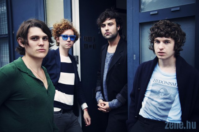 Ad:  the kooks.jpg
Gsterim: 245
Boyut:  48.0 KB