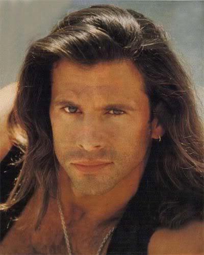 Ad:  Lorenzo Lamas.jpg
Gsterim: 905
Boyut:  26.2 KB