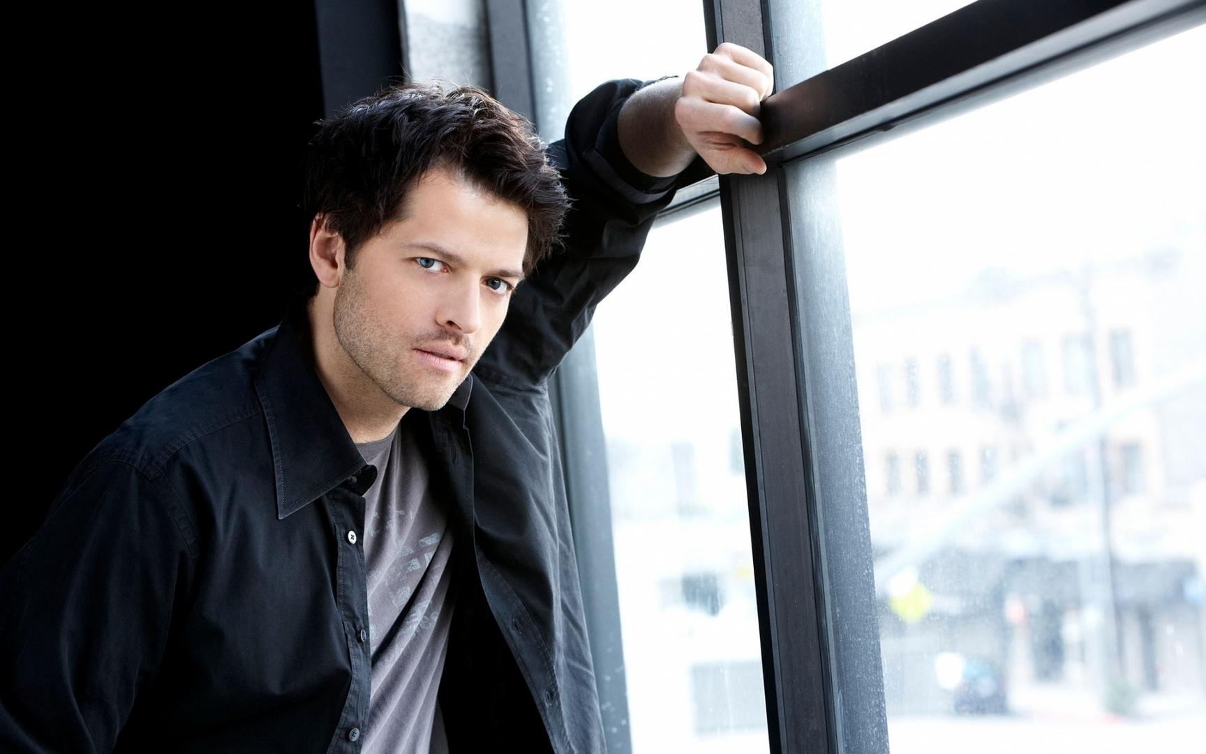 Ad:  Misha Collins.jpg
Gsterim: 310
Boyut:  129.0 KB