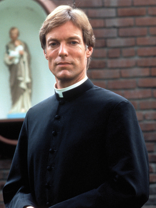 Ad:  richard chamberlain.jpg
Gsterim: 1358
Boyut:  115.2 KB