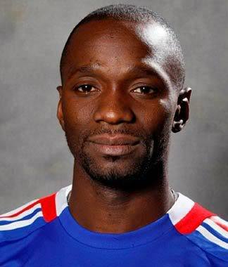 Ad:  Claude Makelele.jpg
Gsterim: 245
Boyut:  15.9 KB