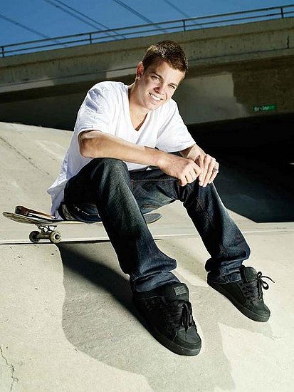 Ad:  Ryan Sheckler.jpg
Gsterim: 191
Boyut:  52.9 KB