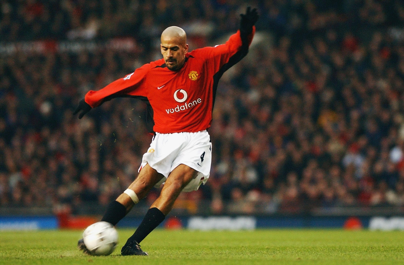 Ad:  Juan Sebastian Veron.jpg
Gsterim: 425
Boyut:  226.8 KB