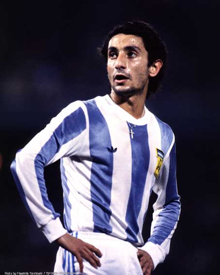 Ad:  Osvaldo Ardiles.jpg
Gsterim: 580
Boyut:  24.2 KB