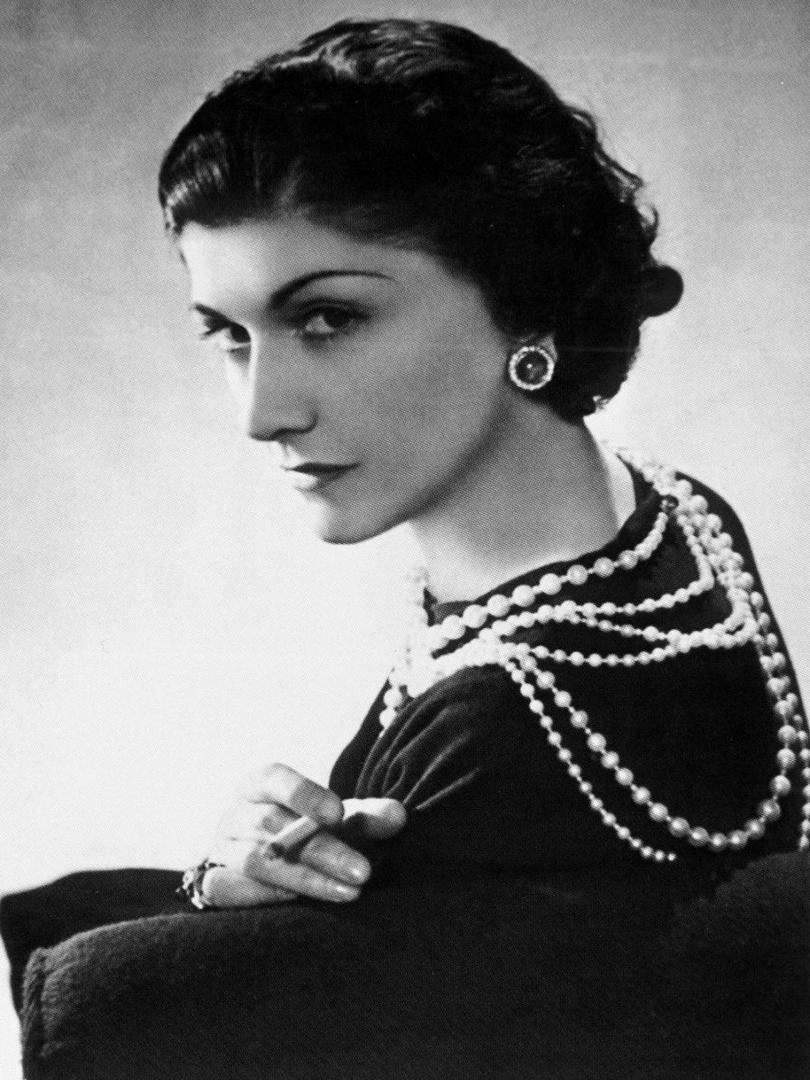 Ad:  Gabrielle 'Coco' Chanel.jpg
Gsterim: 883
Boyut:  106.3 KB