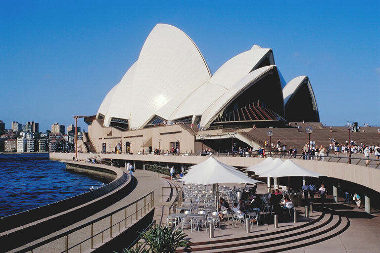 Ad:  sydney_opera_house.jpg
Gsterim: 477
Boyut:  73.5 KB