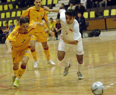 Ad:  Futsal Nedir-3.jpg
Gsterim: 5568
Boyut:  37.8 KB