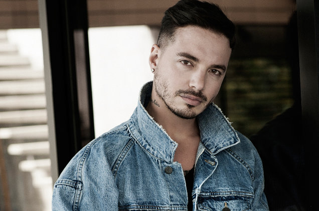 Ad:  J-Balvin-press-photo-2016-demin-billboard-650.jpg
Gsterim: 615
Boyut:  60.2 KB