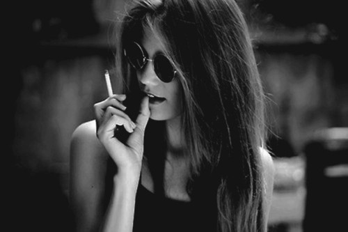 Ad:  art-black-amp-white-cigarette-glasses-Favim.com-533429_large.jpg
Gsterim: 2533
Boyut:  24.0 KB